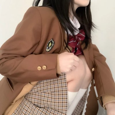他的摩托车，她的岛